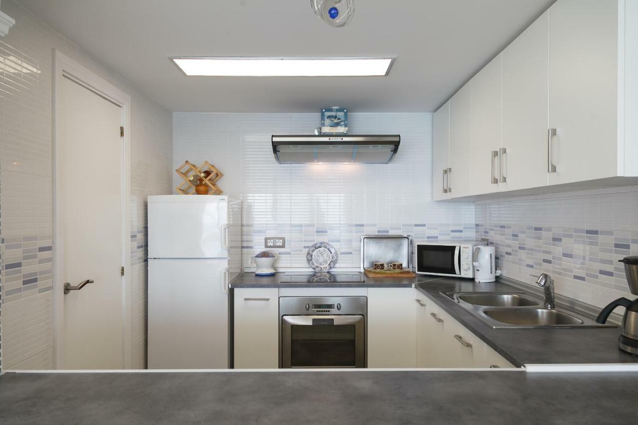 Uhc Acantilados Family Apartments サロウ エクステリア 写真