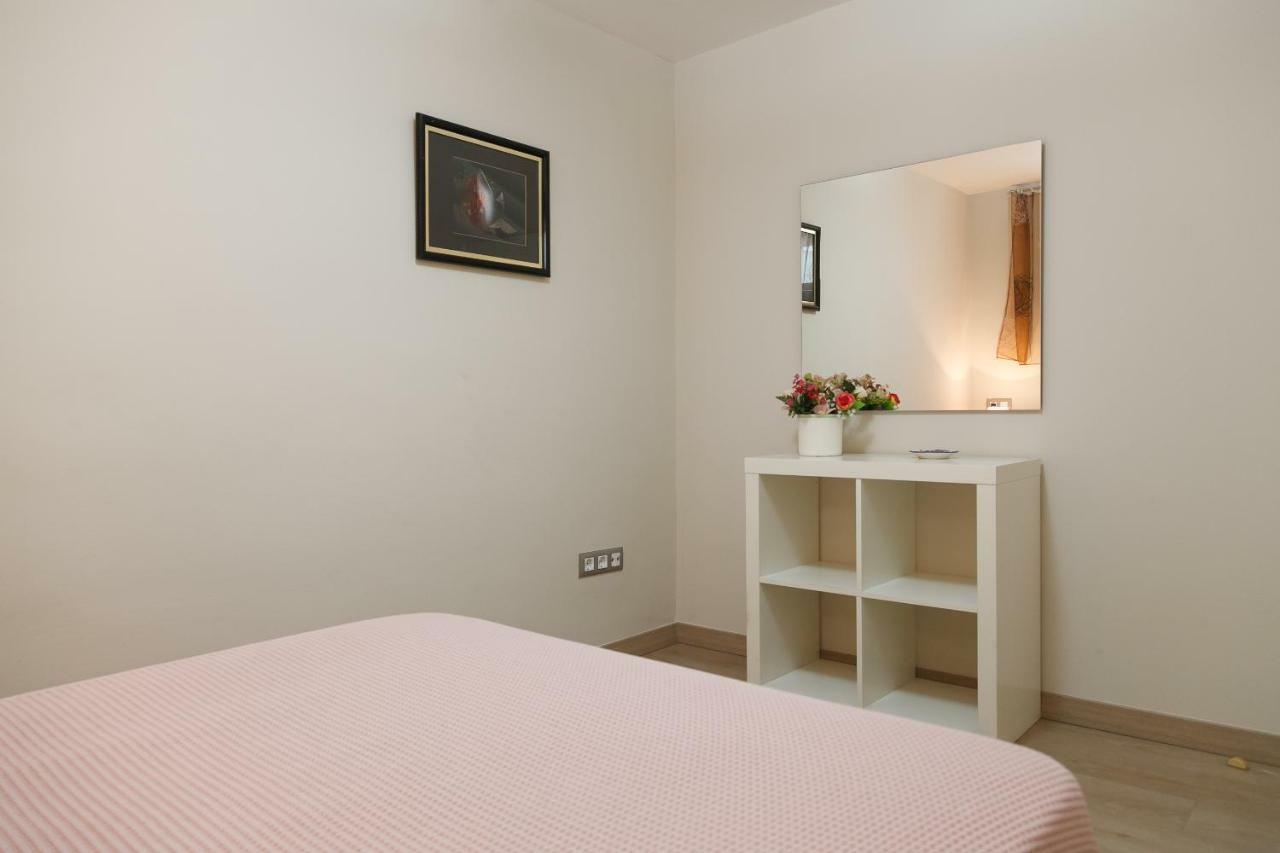Uhc Acantilados Family Apartments サロウ エクステリア 写真