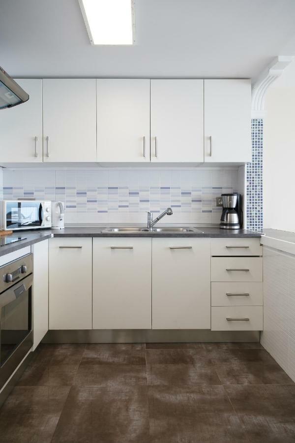 Uhc Acantilados Family Apartments サロウ エクステリア 写真