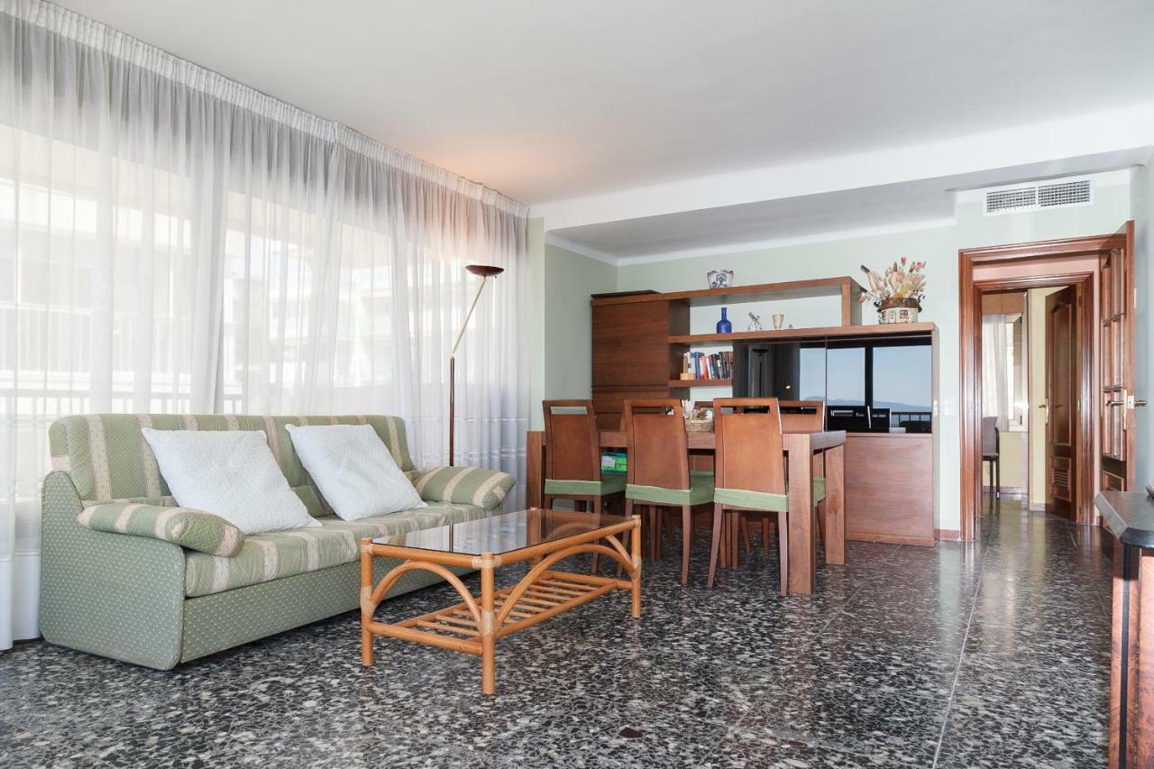 Uhc Acantilados Family Apartments サロウ エクステリア 写真